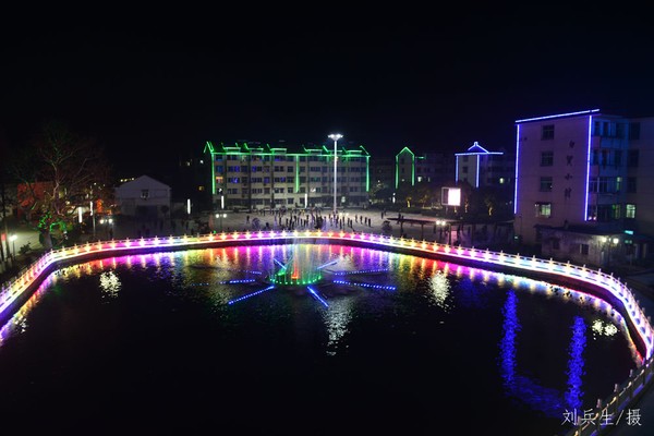 金海花园夜景.jpg