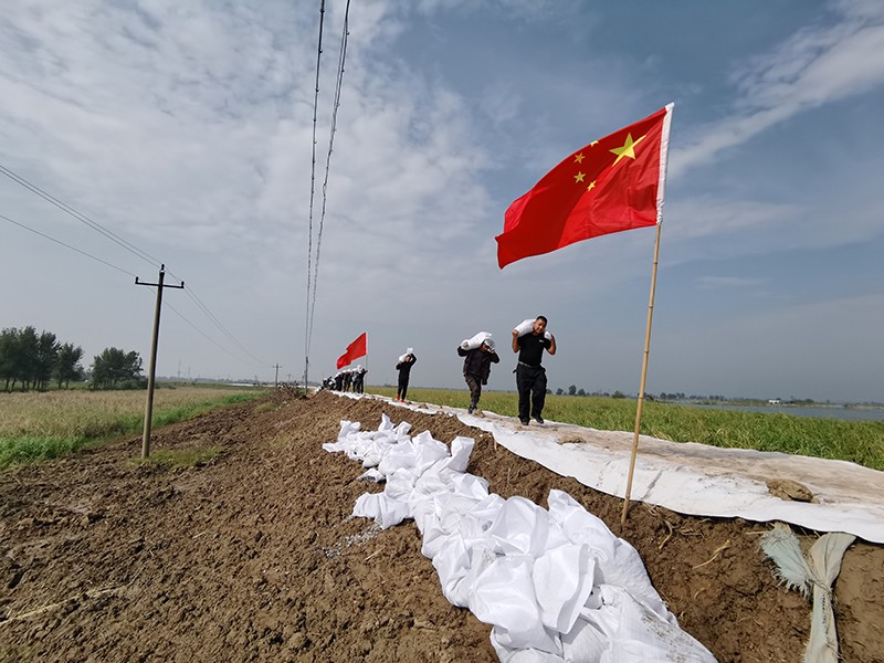 第二次四场六队抢险1.jpg