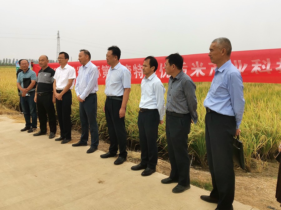 展示会图片.jpg